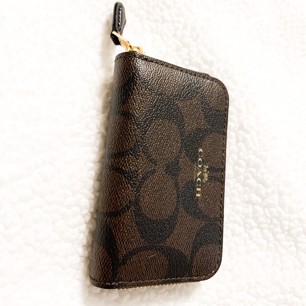 Coach Zip Around Card Holder Coin Case